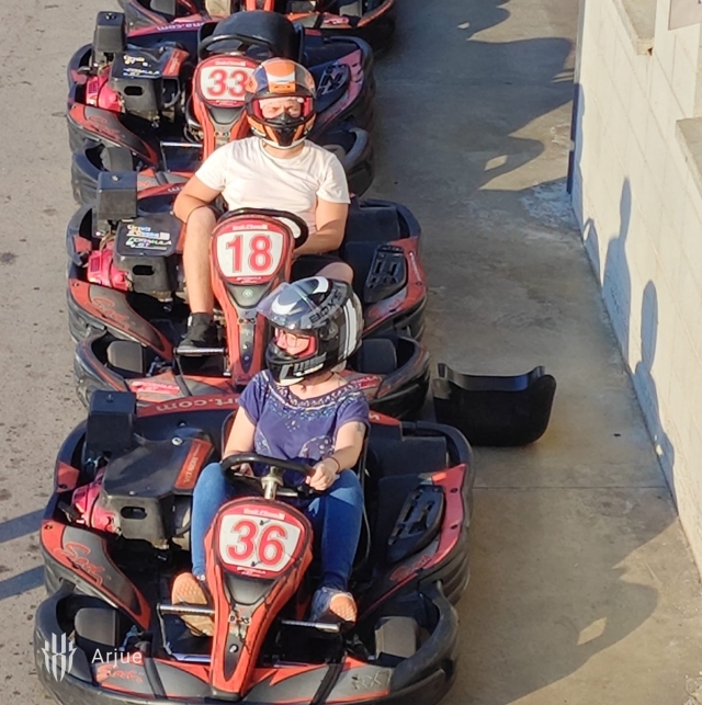 Opinión de Judit sobre Tanda de karting (20min) para adultos en Osona