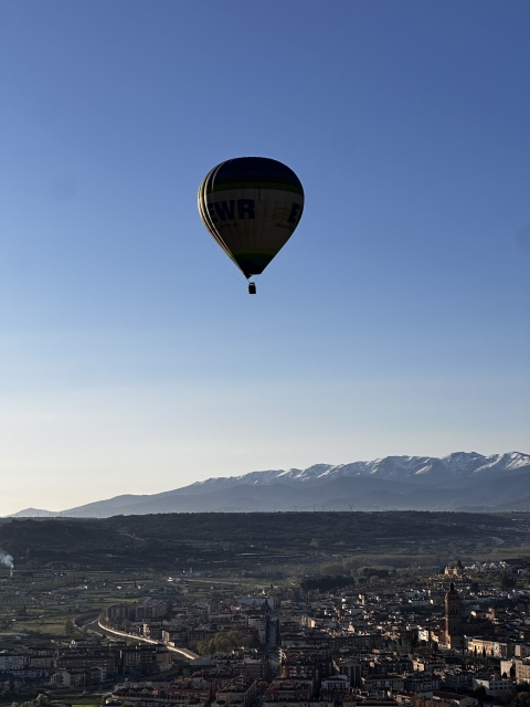 Opinión de Maria sobre Vuelo en Globo en Guadix Sierra Nevada y desayuno