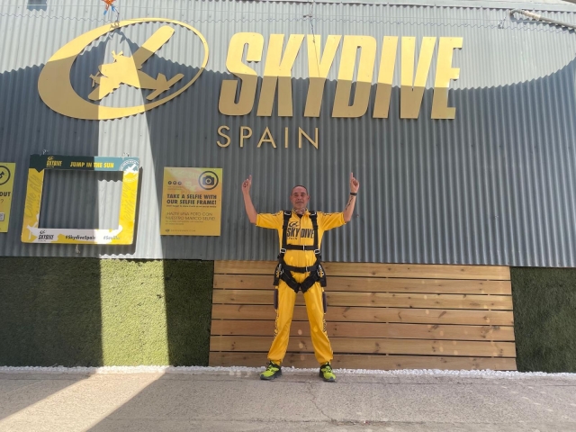 Opinión de Francisco sobre Salto en paracaídas Sevilla vídeo y fotos 4000 m
