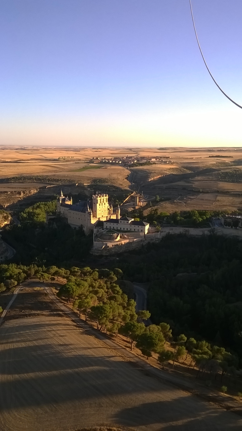 res_o-37115-paseo-en-globo_de_francisco-dominguez-gonzalez_1499877547317.jpg