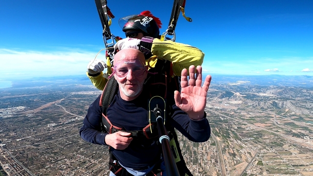 Opinión de Romina sobre Salto tándem paracaídas en Castellón a 4000 metros