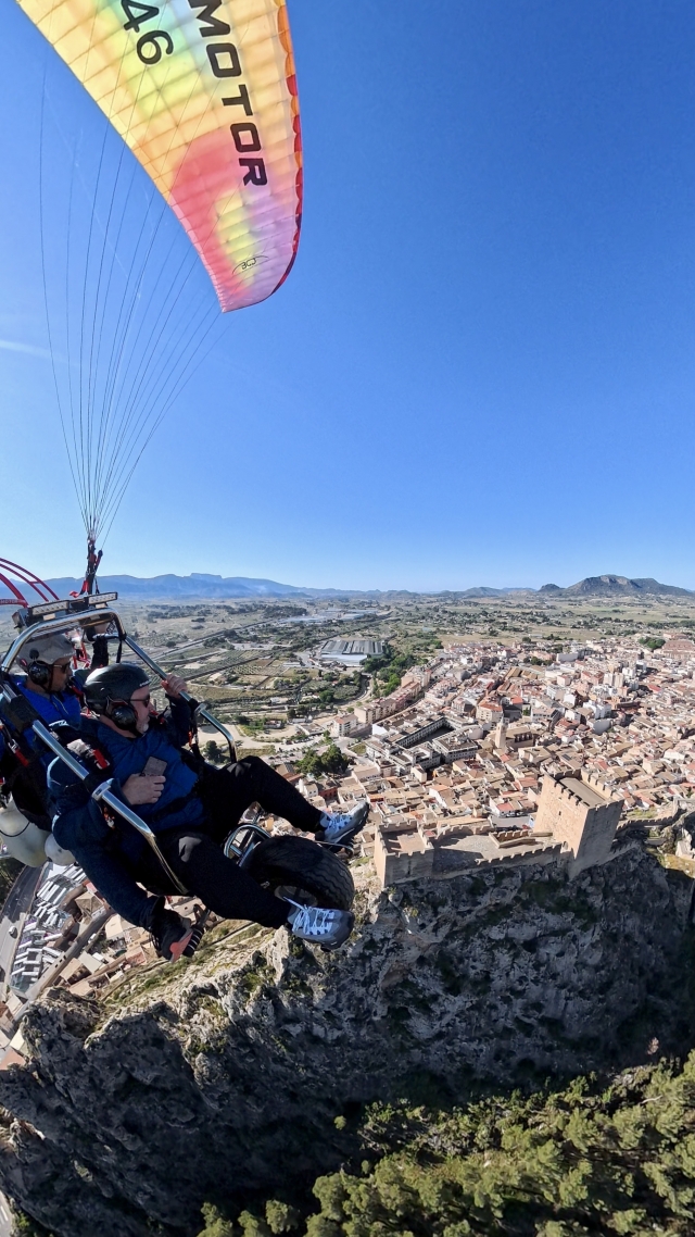 Opinión de Gema sobre Vuelo en paramotor en Alicanle con fotos y vídeo