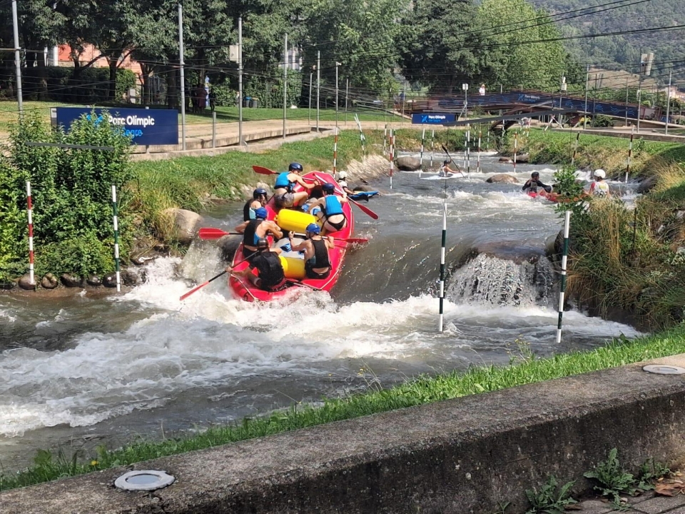res_o-65321-rafting_de_xavi-rigol-lopez_1000091855_17550940024055.jpg res_o-65321-rafting_de_xavi-rigol-lopez_1000091855_17550940024055.jpg