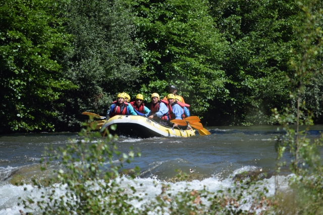 Opinión de Ester sobre Rafting Llavorsí a Sort 18Km y salto de la presa
