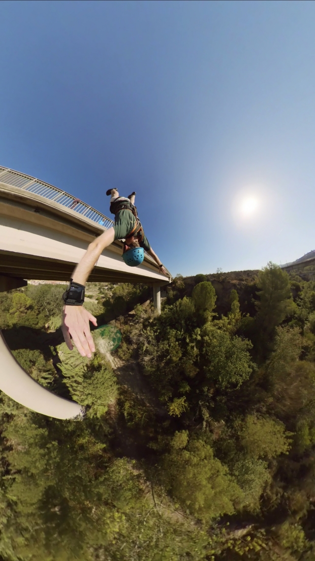 Opinión de Amanda sobre Salto Bungee en el Puenle de Saldes