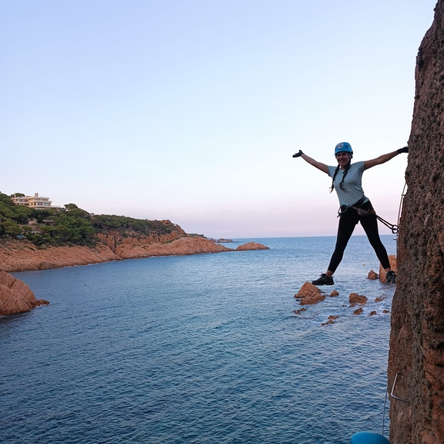 Opinión de Papá sobre Vía Ferrata Cala del Molí con Fotos 2h 30 min