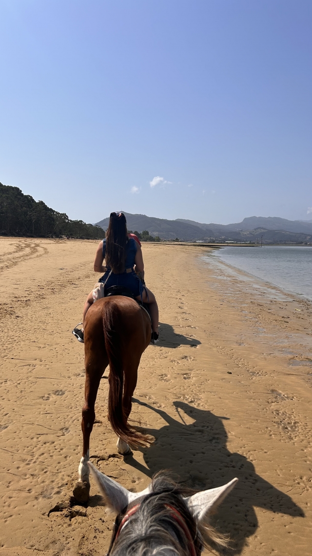 Opinión de Mariana sobre Cabalgamarra bosques y playa de Laredo 1h