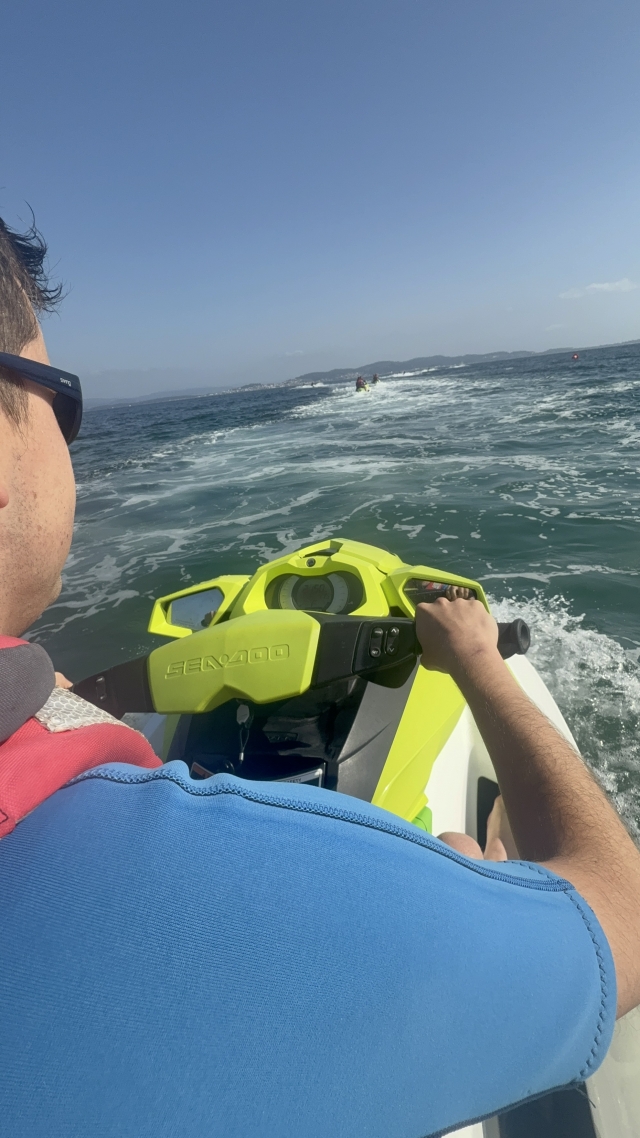 Opinión de Maria sobre Ruta en jet ski biplaza Isla de Areoso, 80min