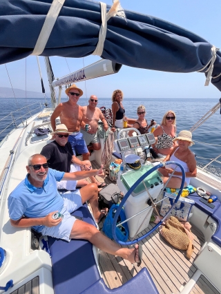 res_o-64558-paseos-en-barco_de_adrian-mcloughlin_17493825956604.jpeg