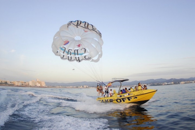 Hang Loose Ibiza Parascending