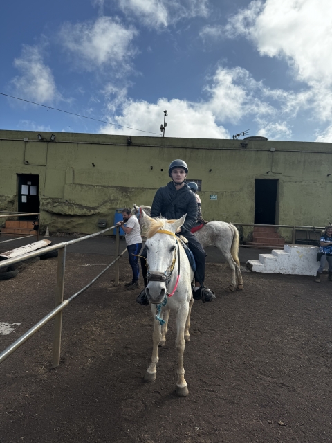 Opinión de Pol Adan sobre Cabalgamarra en La Laguna para principiantes 1 h