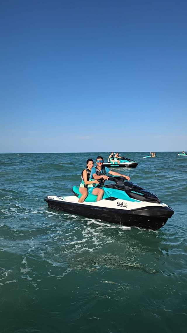 res_o-65586-motos-de-agua_de_veronica-estruch-hervas_17563140542302.jpeg res_o-65586-motos-de-agua_de_veronica-estruch-hervas_17563140542302.jpeg