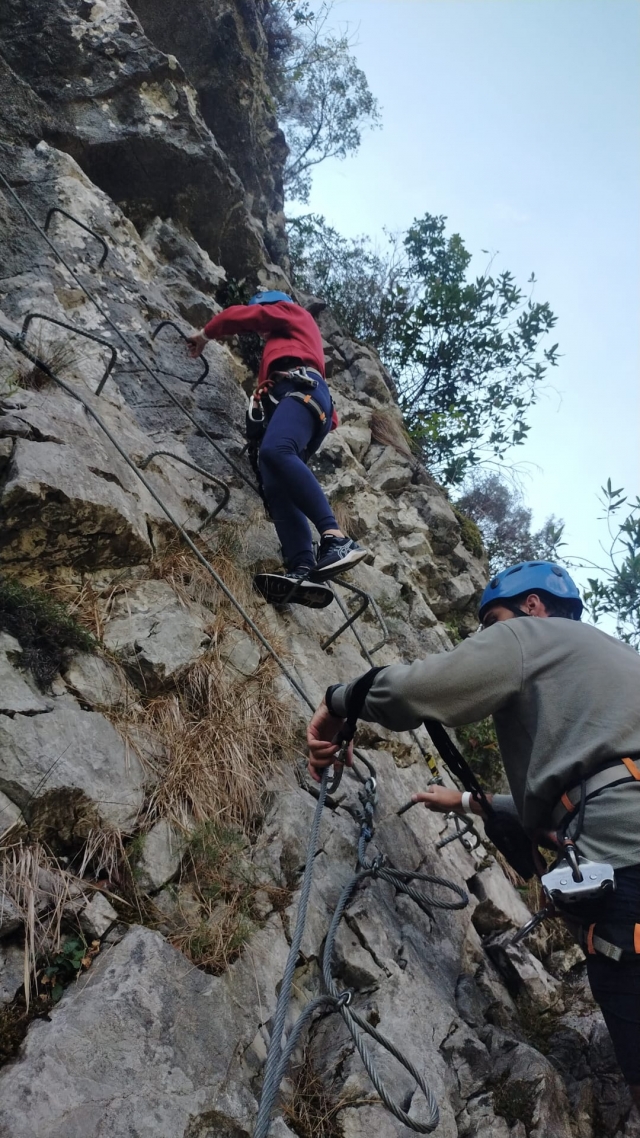 Opinión de Mónica sobre Vía ferramarra Desfiladero de los Bayos + 4 tirolinas