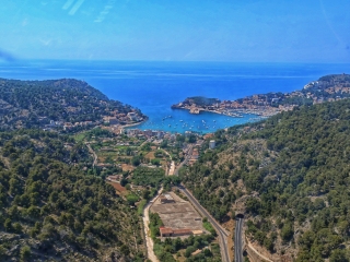 res_o-64804-paseo-en-helicoptero_de_simon-taylor_17518955734087.jpg