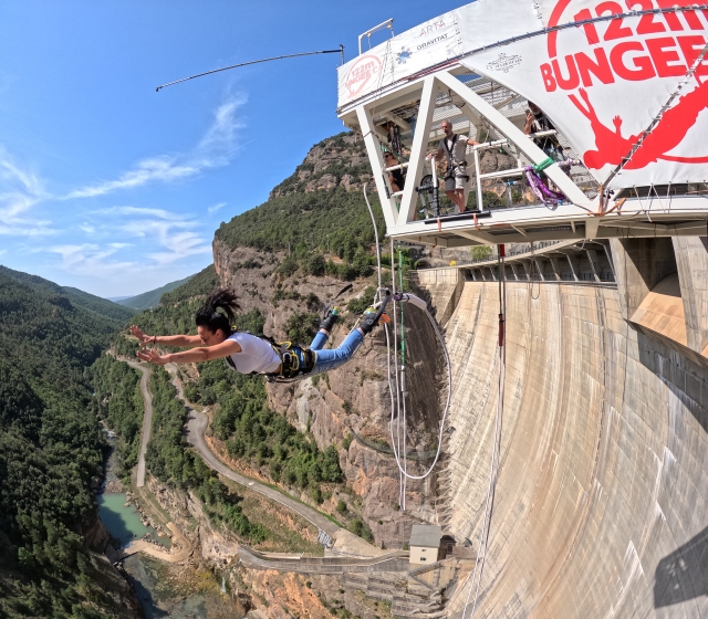 Opinión de Lucia sobre Bungee Jumping y vídeo Llosa del Cavall 122 metros