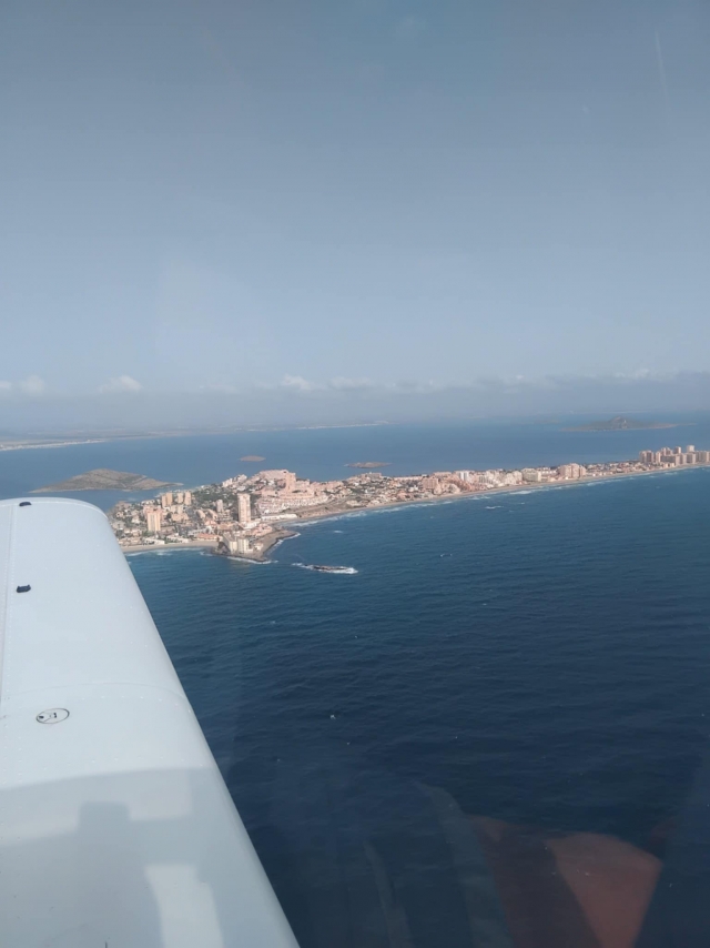 Opinión de Victor sobre Vuelo de iniciación en avioneta San Javier 45 min