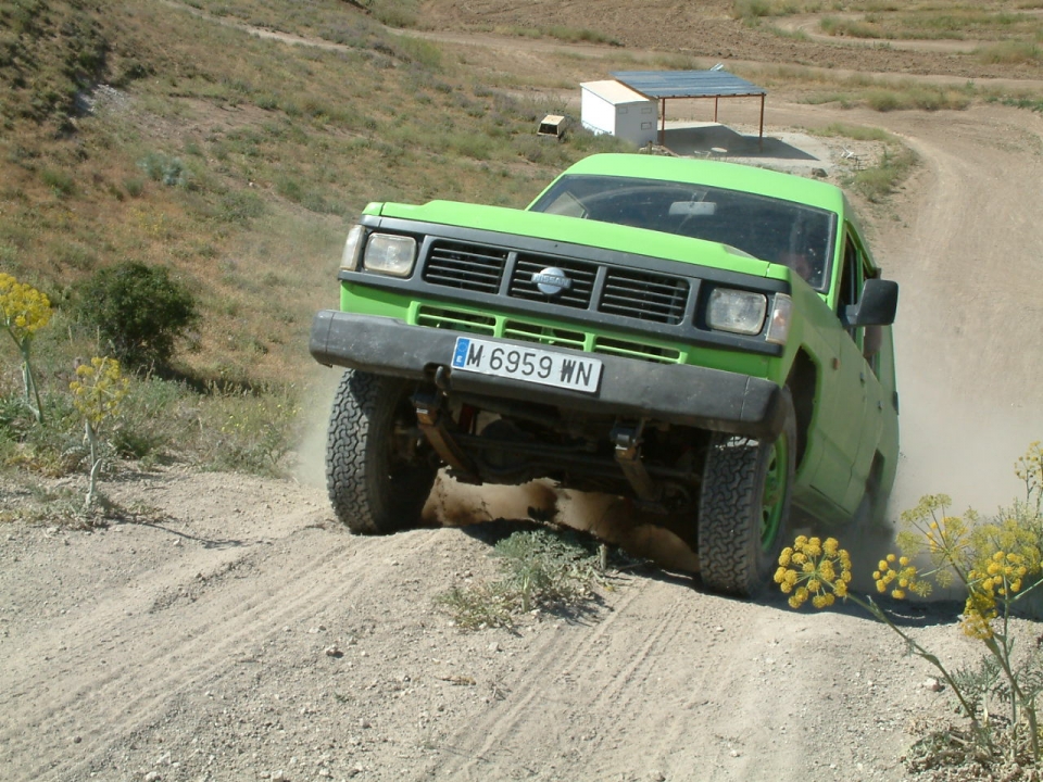4x4 subiendo la cuesta 4x4 subiendo la cuesta