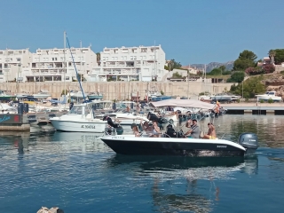 Renta de barco con titulación, Port Calafat, 8h