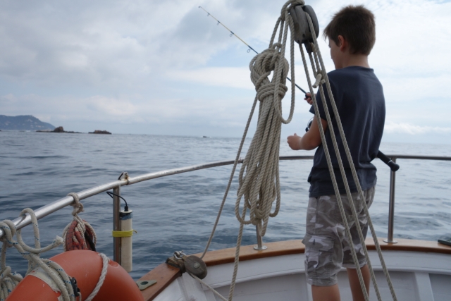 Pescando en popa
