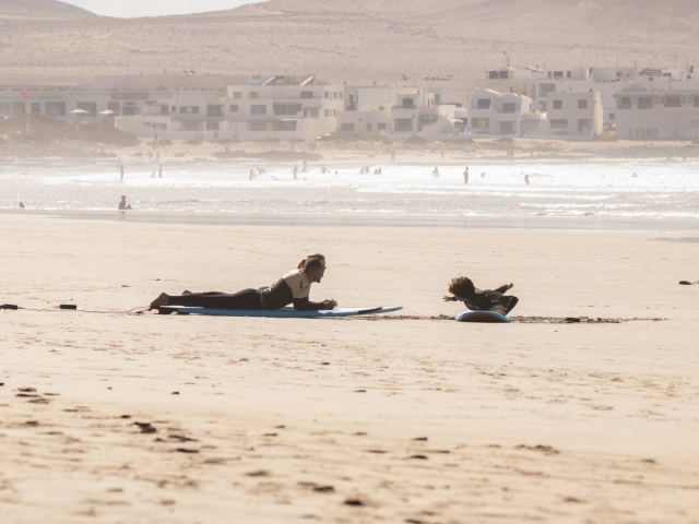Calentando antes de la sesion de surf