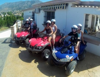 Pilotar un cuatrimoto de una plaza en Mijas todo el día