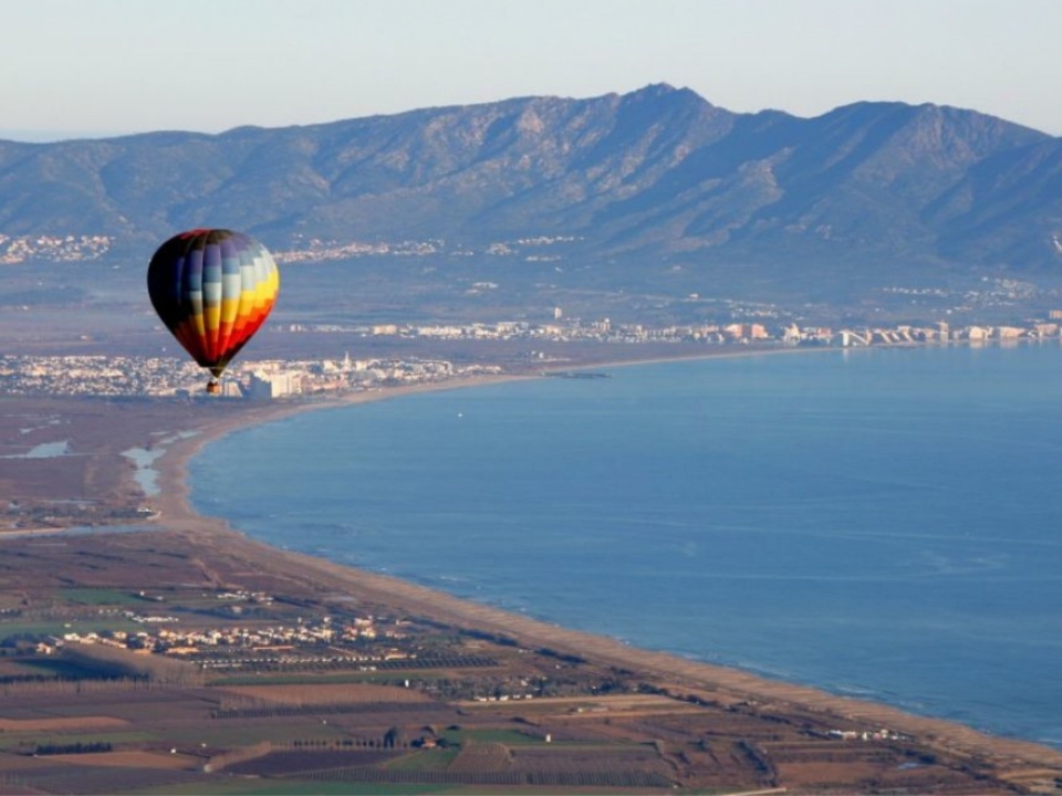 Paseo en globo por la Costa Brava de Baix Empordá