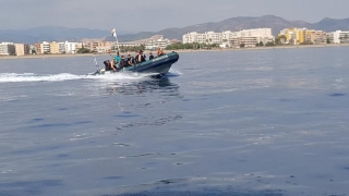 Renta de lancha neumática fin de semana Canet