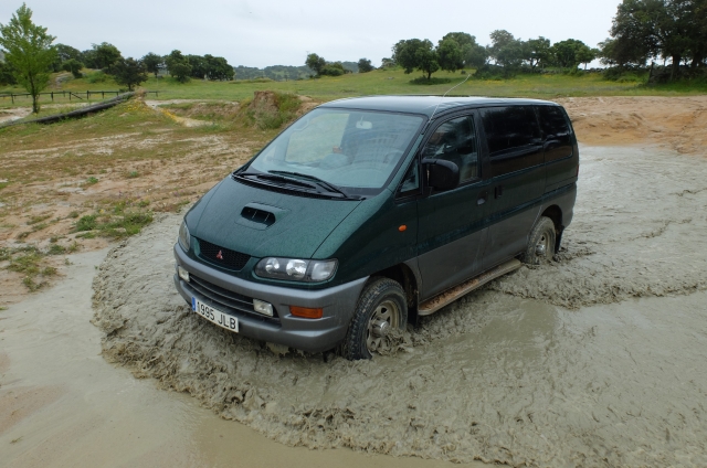 Paso en 4x4 por barro