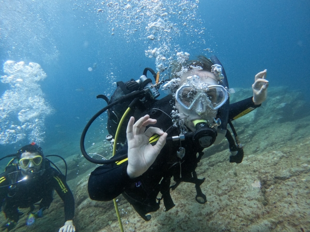 Bautismo de buceo desde barco en Puerto Colón, 3h