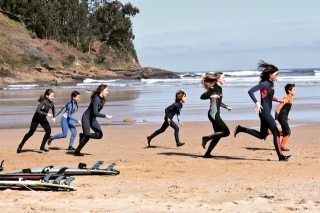 10 clases surf de 2 horas, Cobreces, playa Luaño