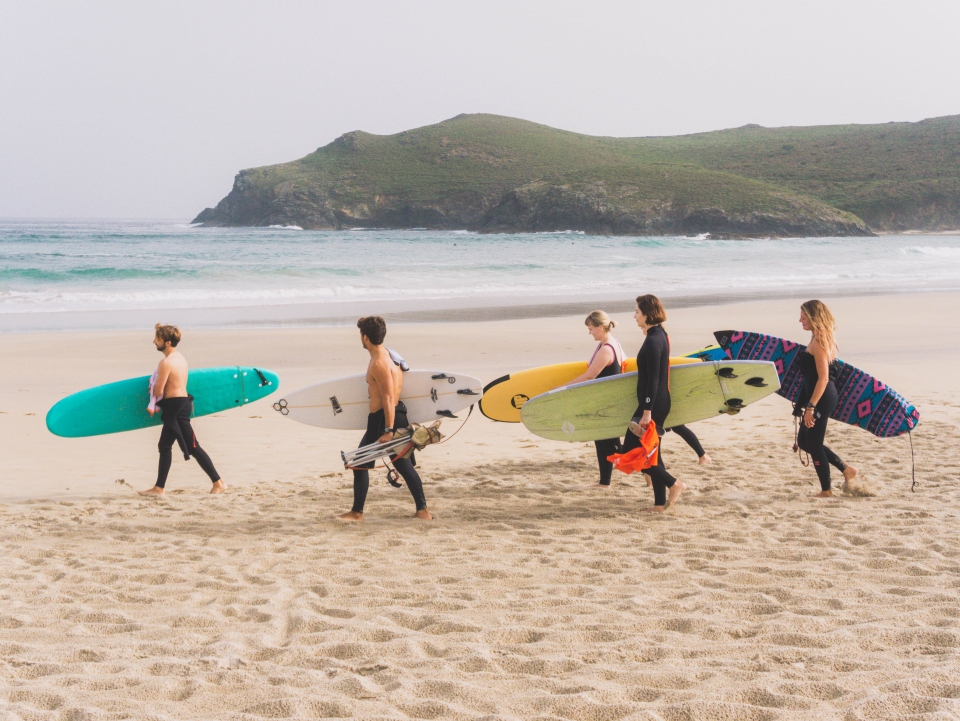 Campamento de surf en Playa de Pantín Campamento de surf en Playa de Pantín