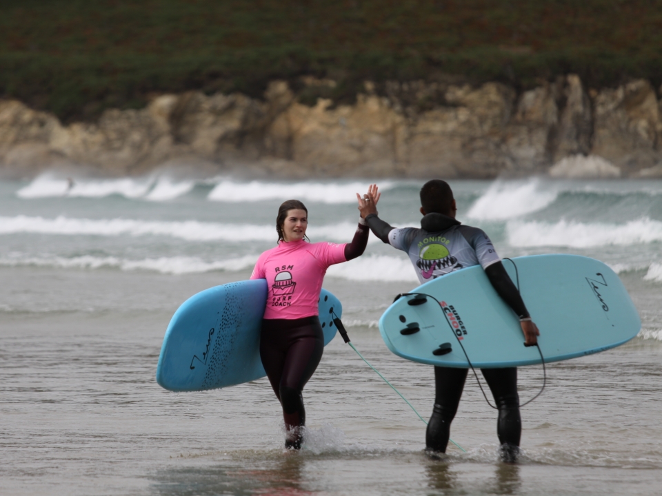 Surf Camp en Playa de Pantín