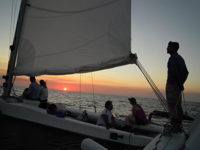 Paseo en nuestro catamarán por Menorca
