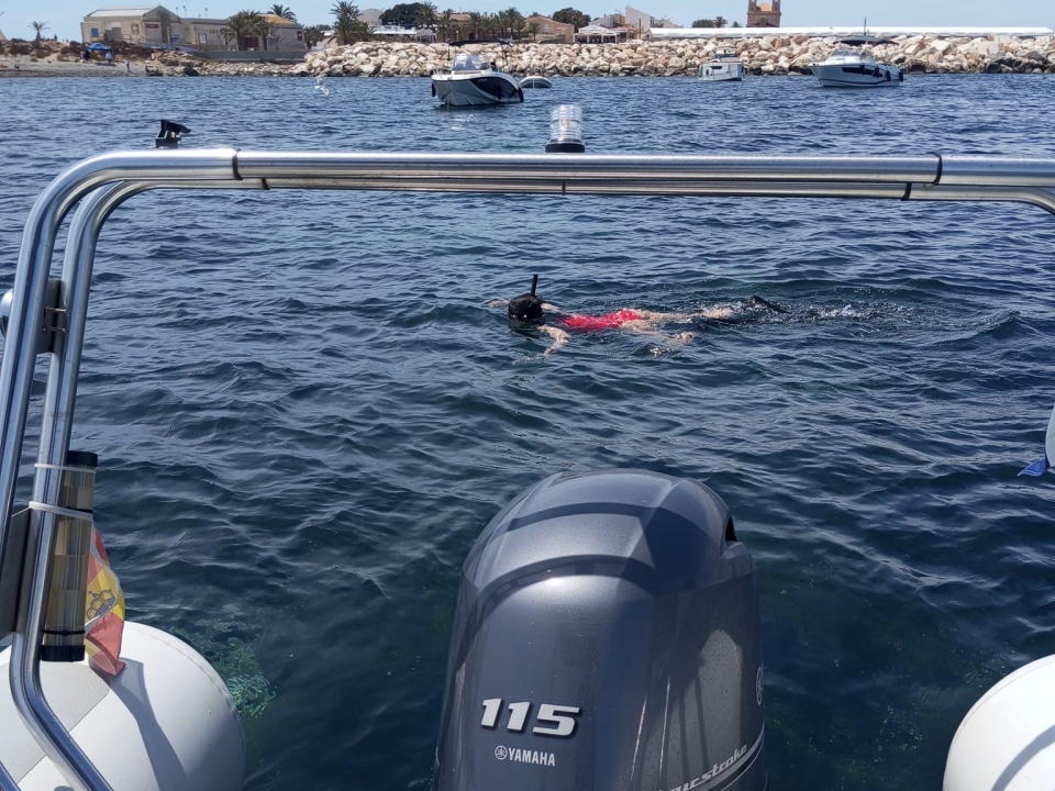 Haciendo snorkel durante la jornada