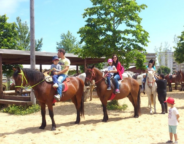 A caballo en familia