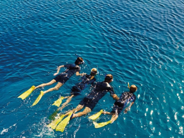 Ruta de snorkel en La Isleta Ruta de snorkel en La Isleta