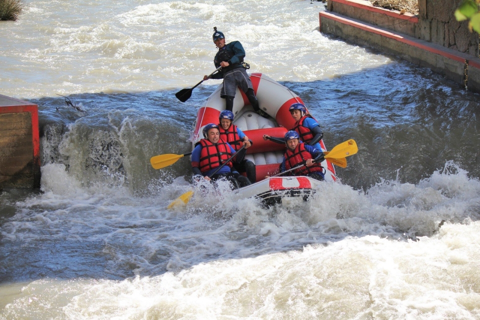 Descenso de rafting Descenso de rafting