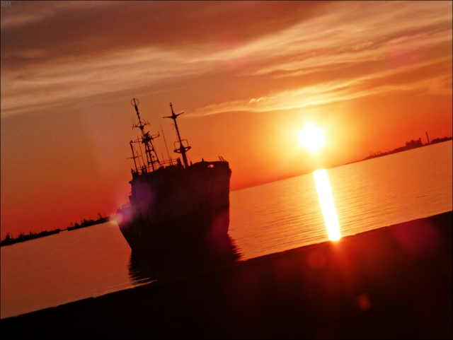 Mundo marino puesta de sol