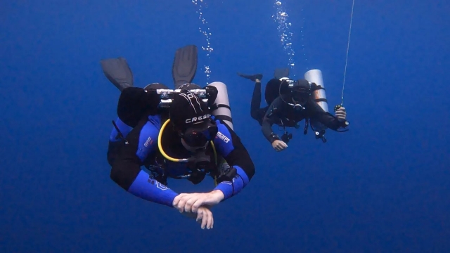 Aprendiendo a hacer buceo