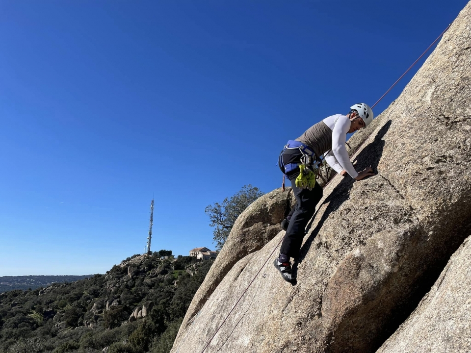 Aprende a escalar en Guadarrama Aprende a escalar en Guadarrama