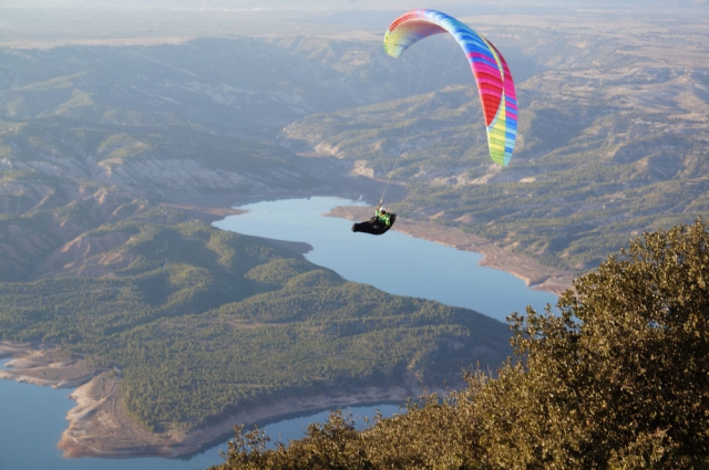 Vuelo en parapenle Cenes de la Vega + video, 30min