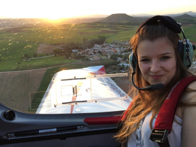 Pasajera con el piloto