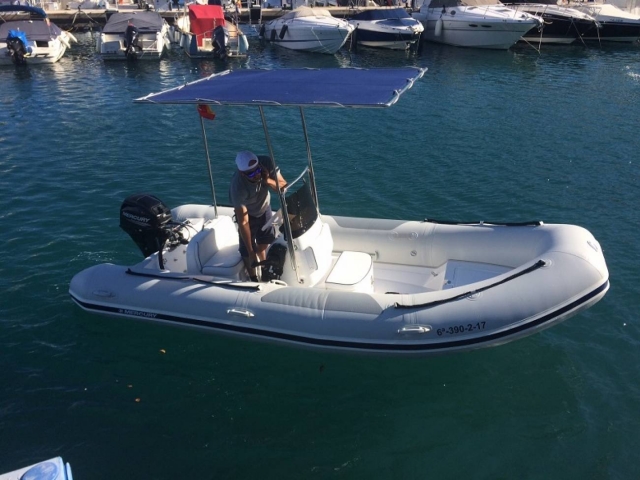 Renta Ocean Runner 460 Día Entero Almuñécar