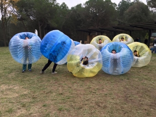 Partida de bubble soccer y aperitivo en Barcelona