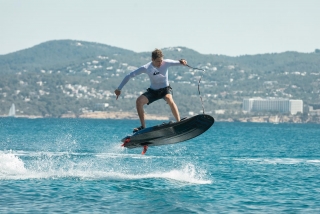 Fliteboard en la Costa de Ibiza 45 minutos