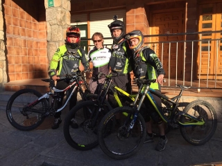 Renta de bici de carreterra 2 días en Madrid