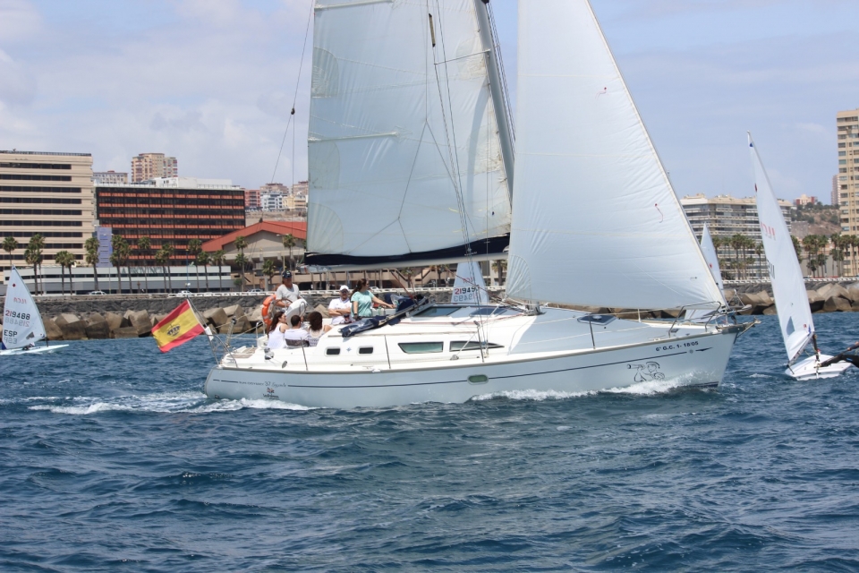 Ruta en barco por Las Palmas Ruta en barco por Las Palmas