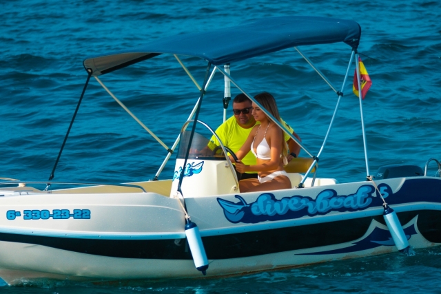 Renta barco sin titulación, Puerto Aguadulce 4h