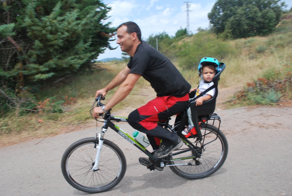 Bici con silla infantil