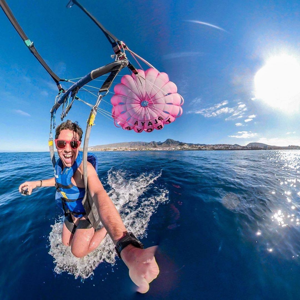 Parasailing en Puerto colón